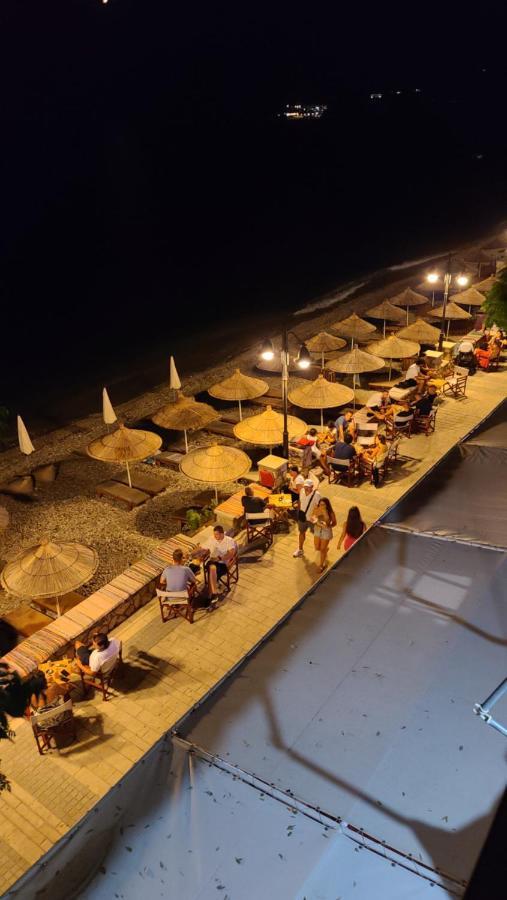 Sunset Boulevard Hotel Qeparo Ngoại thất bức ảnh